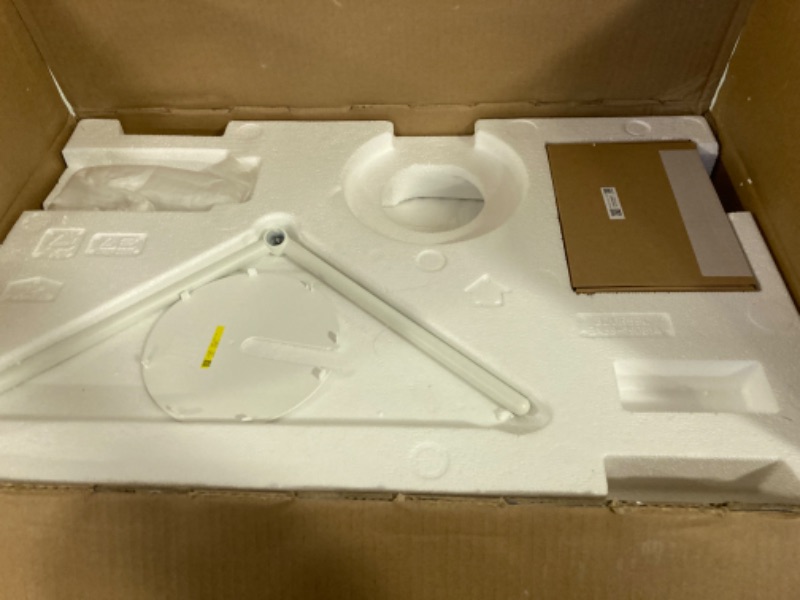 Photo 1 of 4K UHD CURVED SAMSUNG MONITOR
WHITE 22INCHES