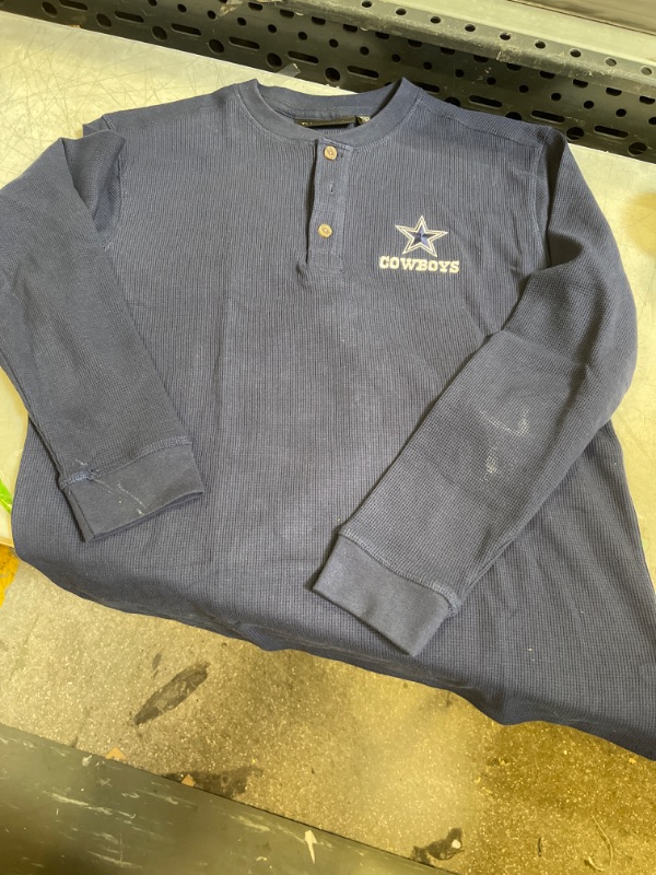 Photo 1 of COWBOYS, NAVY LONG SLEEVE, SIZE L