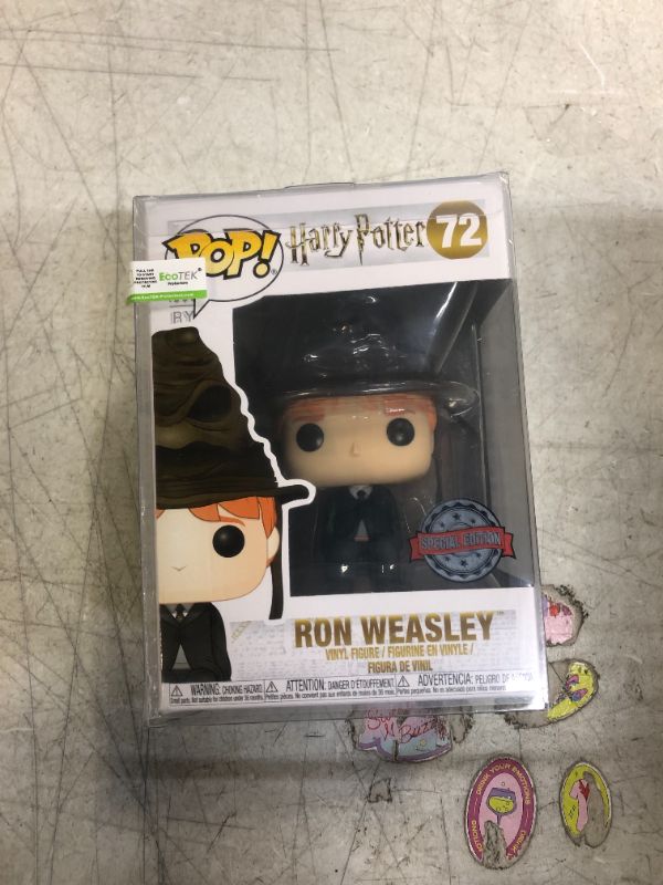 Photo 2 of Funko Pop Harry Potter Ron with Sorting Hat