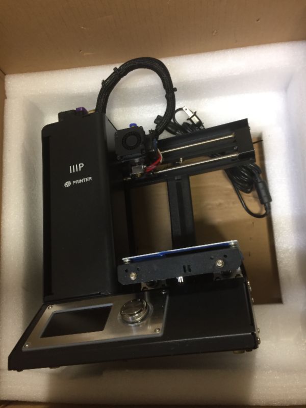 Photo 2 of Official Creality Ender 3 3D Printer Fully Open Source with Resume Printing All Metal Frame FDM DIY Printers with Resume Printing Function 220x220x250mm
