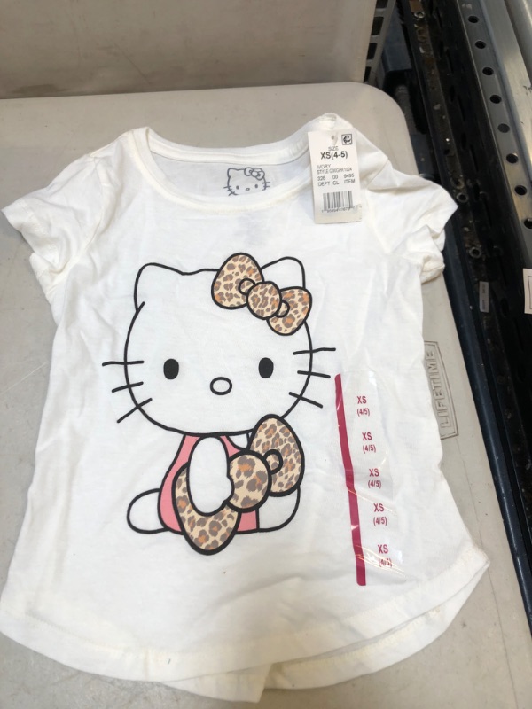 Photo 2 of GIRLS HELLO KITTY T-SHIRT 
SIZE XS
