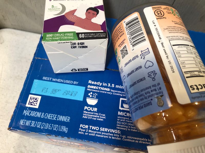 Photo 3 of 14-item MISC ASSORTED ITEMS MIXED IN BAG LOT / ITEMS SOLD AS IS


x3 somnapure muscle recovery; x1 kraft mac & cheese box; x3 garden of life magnesium; x4 nighttime cold; x3 daytime cold AND FLU