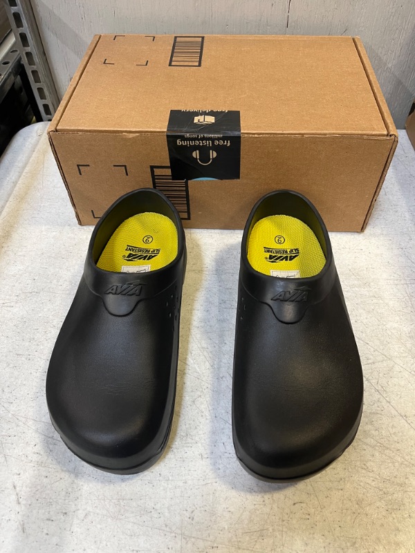 Photo 2 of Avia Flame Slip Resistant Clogs for Women, Slip On Work Shoes for Food Service, Garden, or Nursing - SIZE : 9 ++WAS FACTORY SEALED++ / ++OPENED FOR LIVE PHOTO++ / ++DAMAGE : A LITTLE DIRTY++
