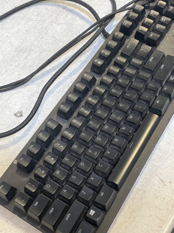 Photo 6 of razer huntsman elite keyboard & DELL AC ADAPTER CORD - ++DAMAGE : SHOWN IN PICTURE++