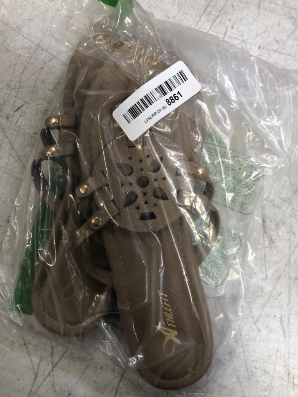 Photo 1 of Athlefit Womens Flat Sandals Flip Flops Casual Slip on Comfortable Thong Beach Sandal for Women Dressy SIZE 9
