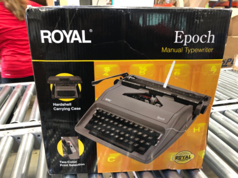 Photo 3 of Royal 79103Y Epoch Manual Typewriter (Gray)