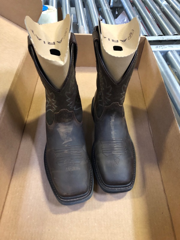 Photo 1 of ariat work boots us 90