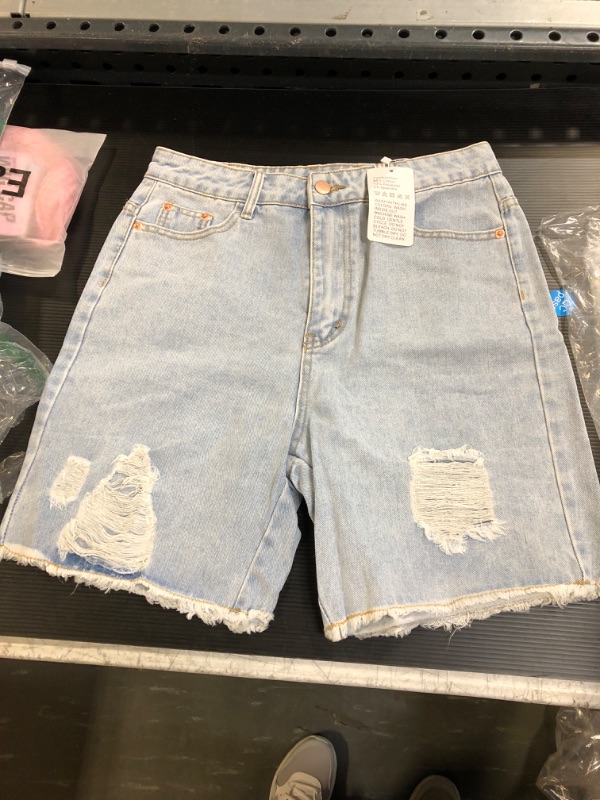 Photo 1 of BEYORDS BLUE WASHED SHORTS SIZE 4