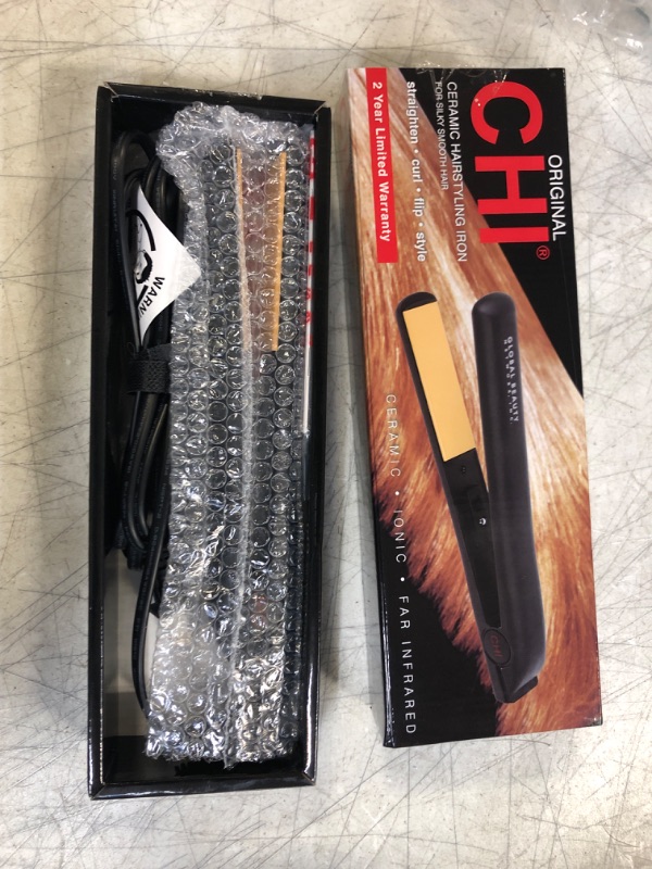 Photo 2 of CHI Original Ceramic Hair Straightening Flat Iron
