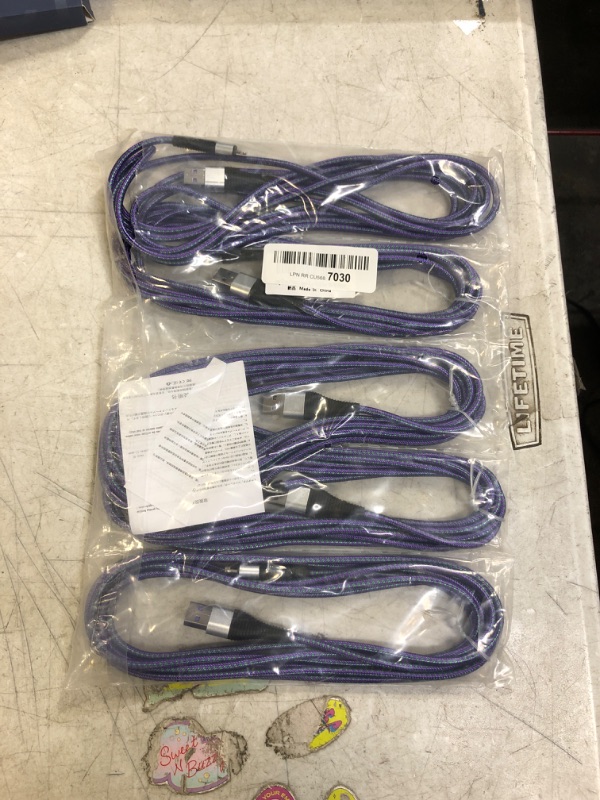 Photo 1 of APPLE CHARGERS 5 PAIRS