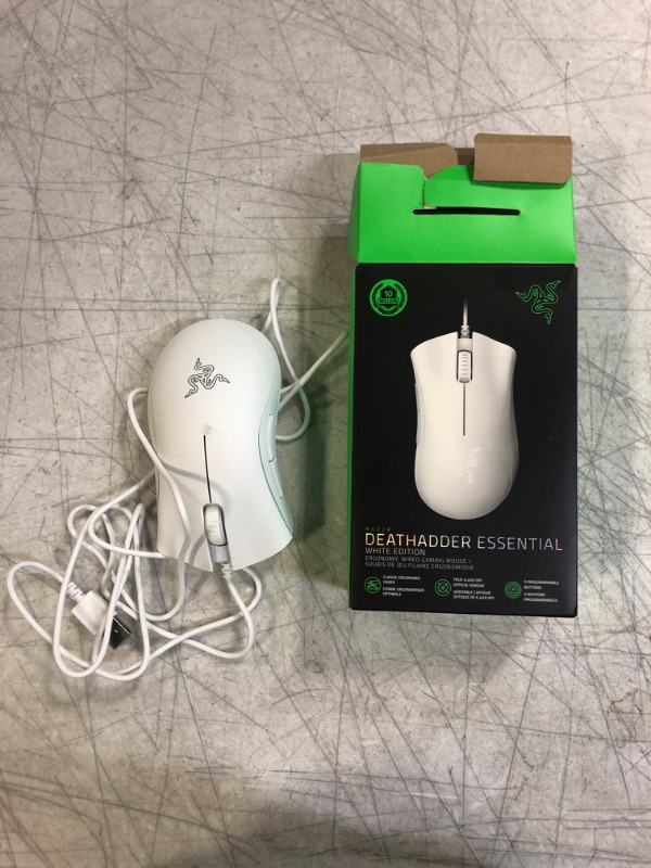 Photo 4 of Razer DeathAdder Essential Gaming Mouse: 6400 DPI Optical Sensor - 5 Programmable Buttons - Mechanical Switches - Rubber Side Grips - Mercury White