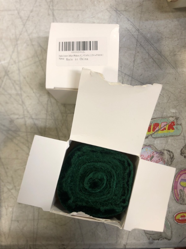 Photo 2 of 2 COUNT Dark Green Velvet Ribbon, Chiffon Silk Ribbon Green Ribbon Frayed Velvet Ribbons Handmade Satin Ribbon Roll for Wedding Gift Wrapping Hair Bows Flower Arranging Home DIY Crafts ( 2.5in x 3 Yards )