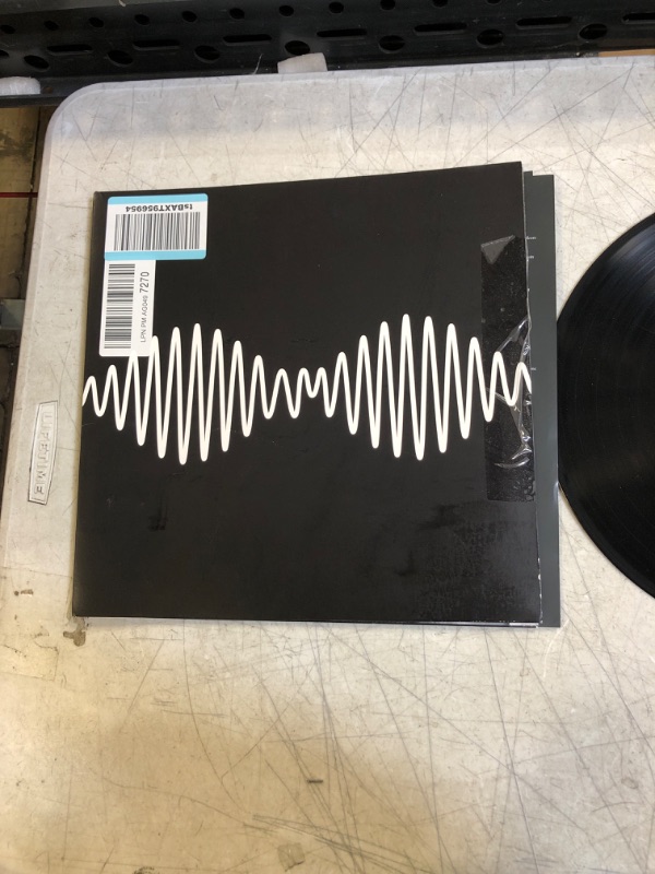 Photo 2 of ARCTIC MONKEYS VINYL 