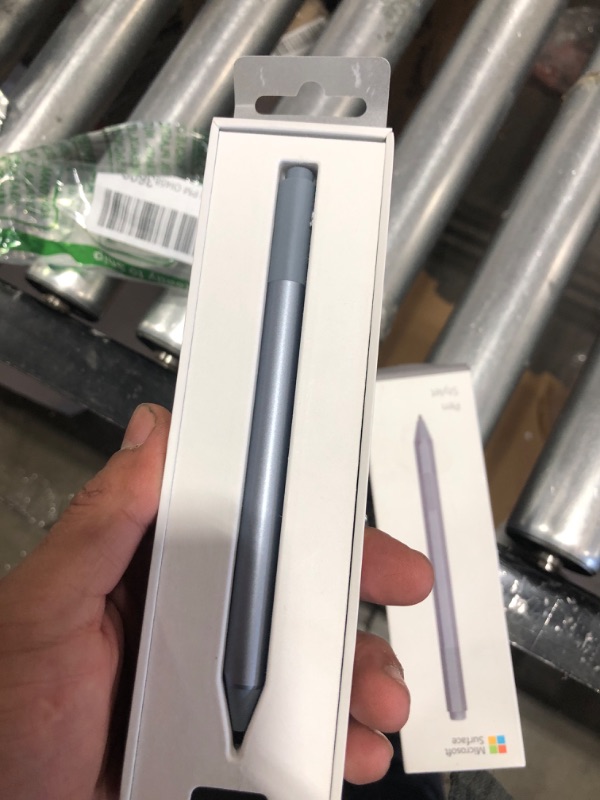 Photo 2 of Microsoft Surface Pen (Ice Blue)