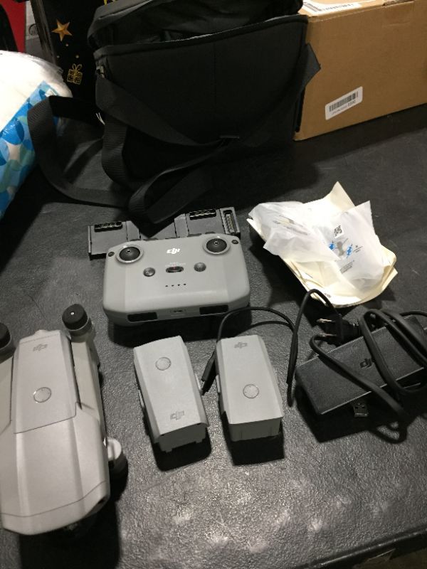 Photo 2 of DJI MAVIC AIR 2 FLY MORE COMBO **PARTS ONLY!!**