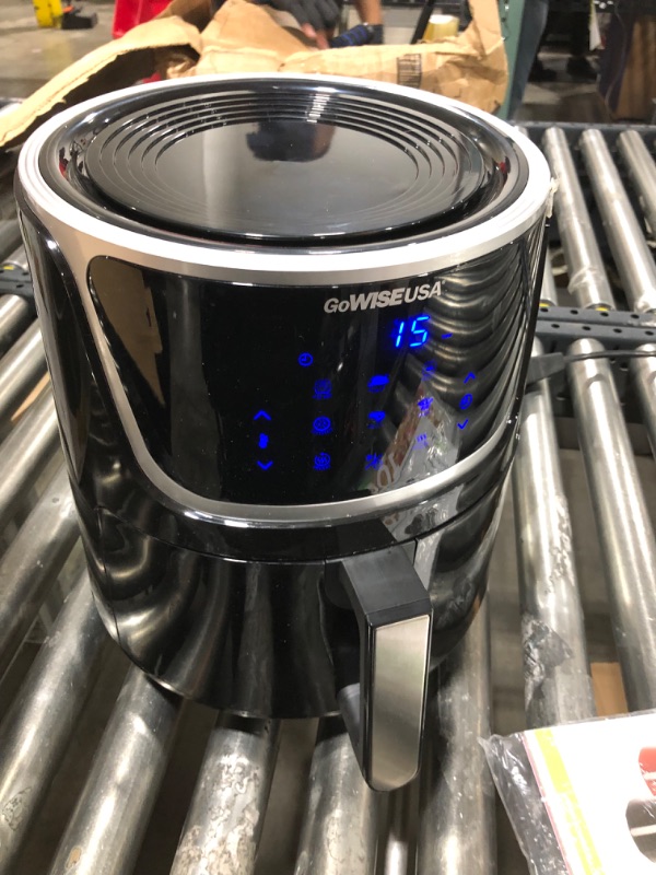 Photo 2 of  GoWISE GW22956 7-Quart Electric Air Fryer with Dehydrator and Stackable Racks 