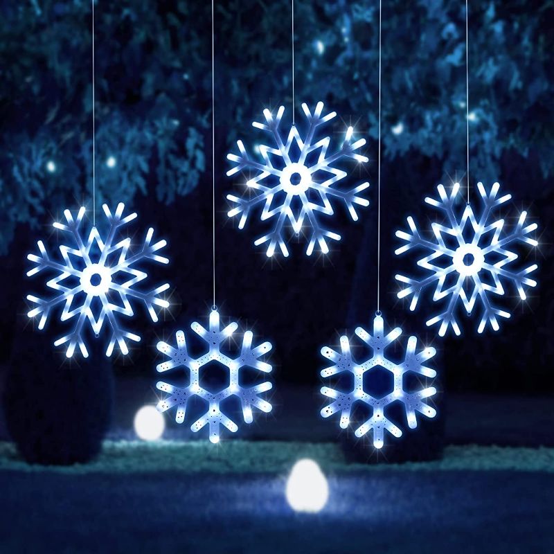 Photo 1 of 5 Pcs Large White Christmas Snowflake Lights LED Hanging Light Decoration 16 and 12 Inches Acrylic Snowflake Lights Decor with Plug for Xmas Indoor Outdoor Patio Window Skyline Roof Decorations
