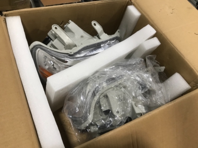 Photo 1 of  AUTOSAVER88 Headlights Assembly Compatible with Tacoma 2012 2013 2014 2015/12 13 14 15 OE Headlamp(Driver and Passenger Side) 