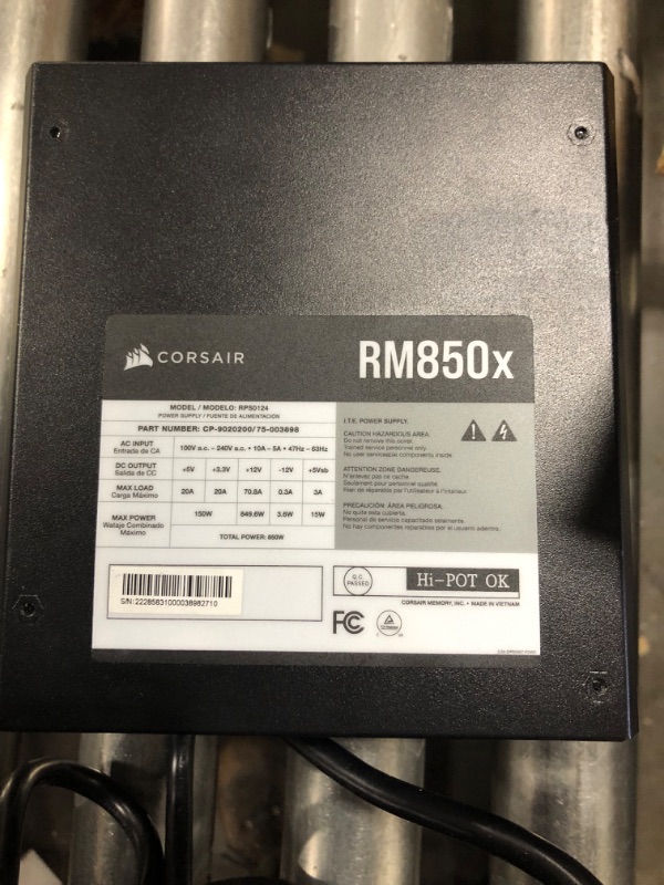 Photo 1 of CORSAIR - RMx Series RM850x 80 PLUS Gold Fully Modular ATX Power Supply - Black
