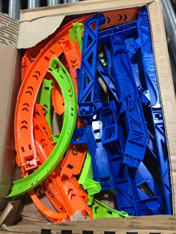 Photo 2 of ?Hot Wheels Track Set and 1:64 Scale Toy Car, 29" Tall Track with Motorized Booster for Fast Racing, Action Spiral Speed Crash Playset????