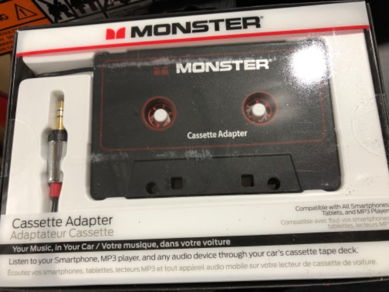 Photo 2 of Monster MBL 800 CAS-ADPT V2 WW High Performance 800 Cassette Adapter to 1/8" Mini 3 Feet