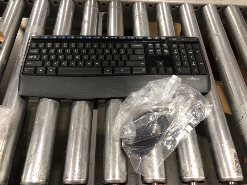 Photo 2 of Logitech MK540 Wireless Keyboard Mouse Combo 1 Pack
