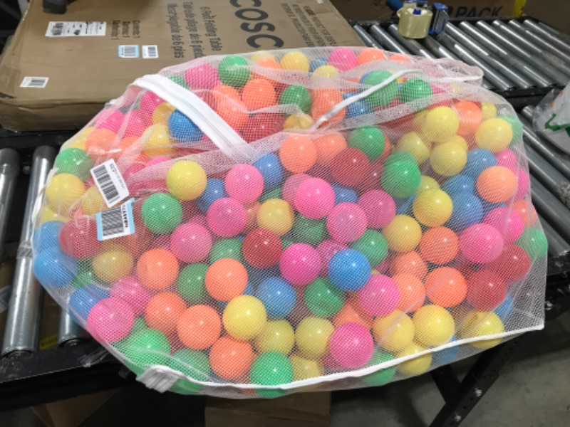 Photo 2 of Amazon Basics BPA Free Crush-Proof Plastic Ball Pit Balls with Storage Bag, Toddlers Kids 12+ Months, 6 Bright Colors - Pack of 1000 6 Bright Colors 1,000 Balls