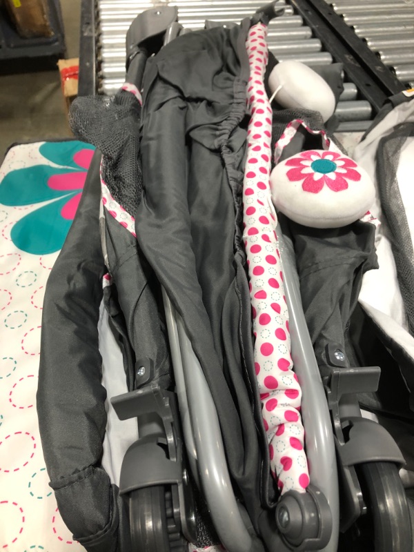 Photo 1 of Baby Trend Lil Snooze Deluxe II Nursery Center - Daisy Dots