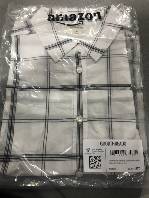 Photo 2 of Amazon Brand - Goodthreads Women's Oversized Lightweight Cotton Short-Sleeve Shirt Medium White, Windowpane