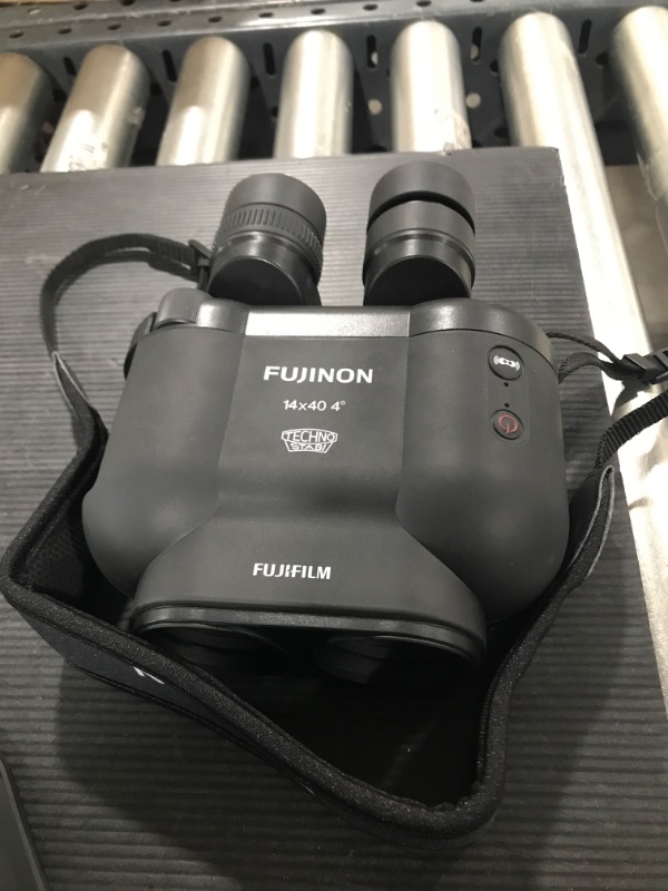 Photo 2 of Fujinon 14x40 TSX1440 Techno-Stabi Image-Stabilized Binoculars
