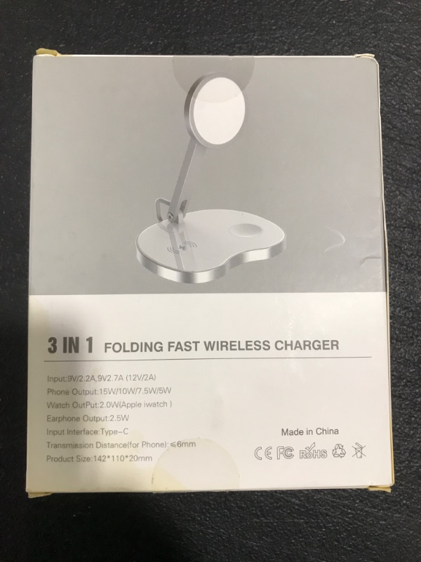 Photo 2 of 3-IN-1 FOLDING FAST WIRELESS CHARGER. 15W.