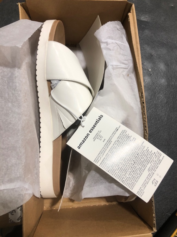 Photo 1 of Amazon Essentials Women's Criss Cross Sport Sandal 9.5 White+