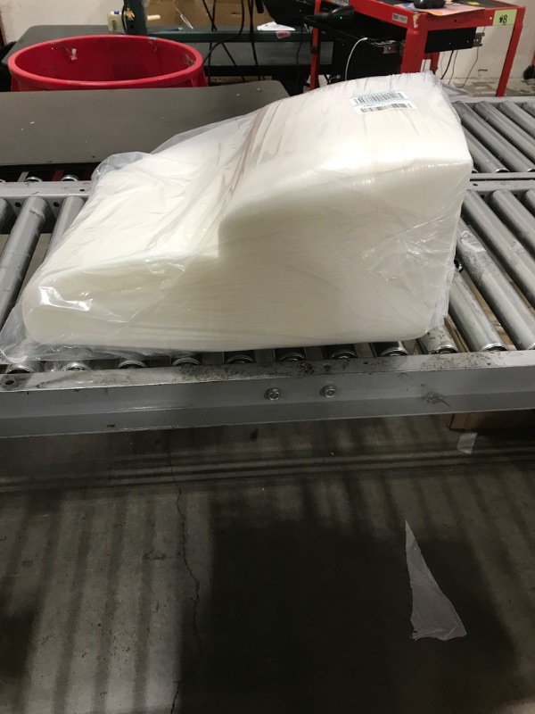 Photo 1 of 21 INCH WEDGE PILLOW FOAM 