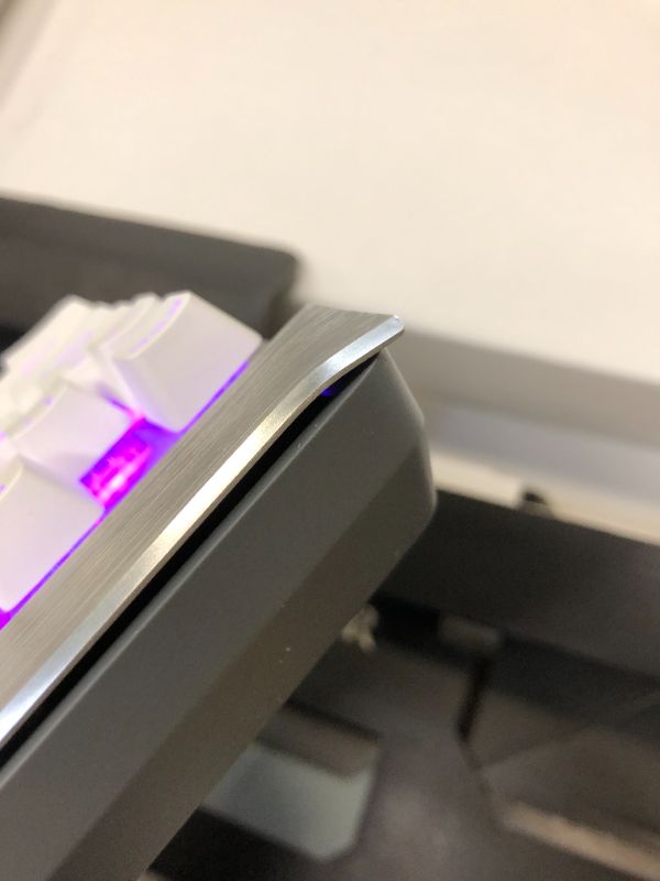 Photo 4 of Corsair K70 RGB MK.2 SE Mechanical RAPIDFIRE Gaming Keyboard - USB Passthrough & Media Controls - PBT Double-Shot Keycaps - Cherry MX Speed - RGB LED Backlit - White (minor dent in top left corner) 