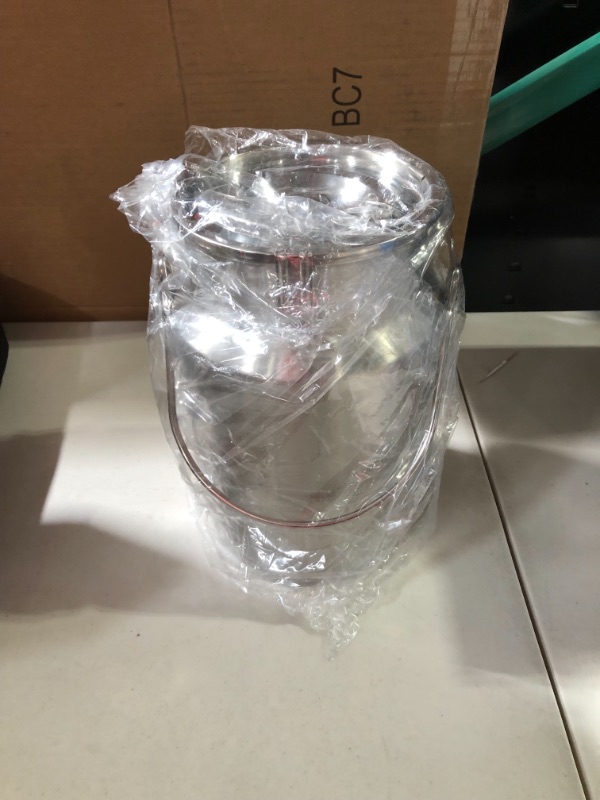 Photo 1 of 304 Stainless Steel Milk Can with Spigot 1.3 Gallon 5 Liter 