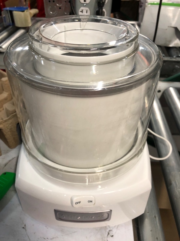 Photo 2 of ****PREV USED**** Cuisinart 1.5 Quart Frozen Yogurt-Ice Cream Maker (White)