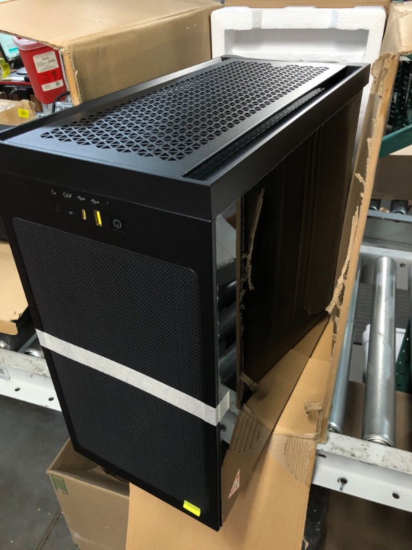 Photo 3 of **DAMAGE/USED** Corsair 4000D Airflow Tempered Glass Mid-Tower ATX PC Case - Black Black Airflow