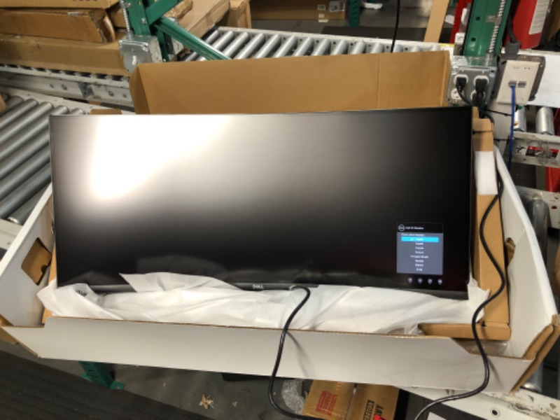 Photo 2 of Dell S3422DW Curved Monitor - 34-inch WQHD (3440 x 1440) Display, 1800R Curved Screen