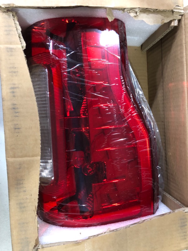 Photo 2 of Tail Light Rear Lamp Compatible With 2017-2019 Ford F250 F350 Super Duty 