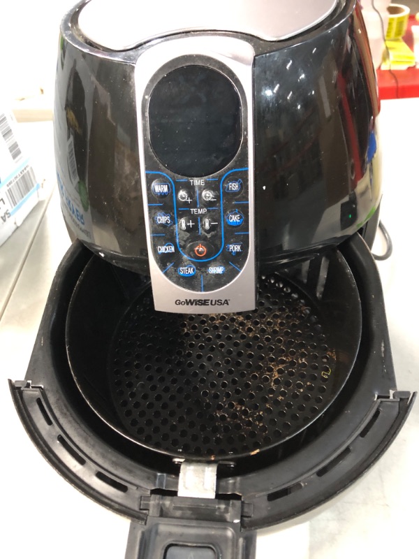 Photo 2 of 5.0 qt. Black Electric Air Fryer.