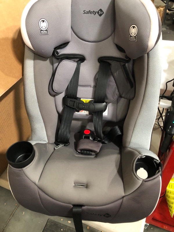 Photo 2 of **SEE NOTES**
Safety 1st Crosstown All-in-One Convertible Car Seat, 