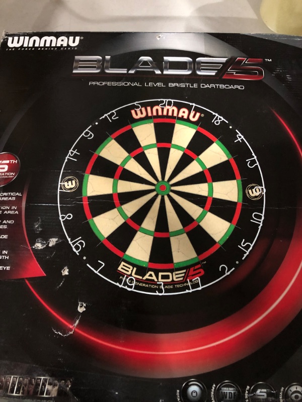 Photo 2 of  Winmau Blade 6 Triple Core Bristle Dartboard