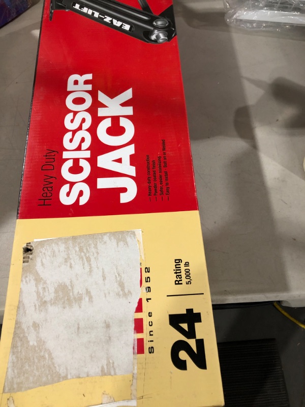 Photo 2 of Eaz-Lift 24" RV Stabilizing Scissor Jack, Fits Pop-Up Campers and Travel Trailers 