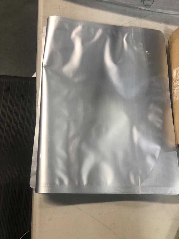 Photo 2 of 4 Gallon Mylar Bags for Food Storage With Oxygen Absorbers 1500cc, Freeze Dryer Include Gallon And 1 Gallon Heat Sealable Bags for Long Term Food Storage 