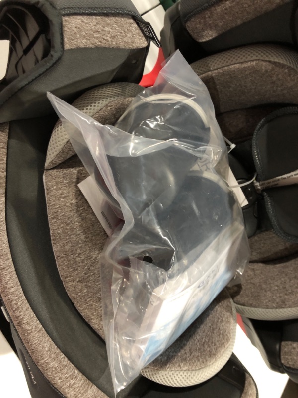 Photo 5 of Graco 4Ever DLX 4 in 1 Car Seat