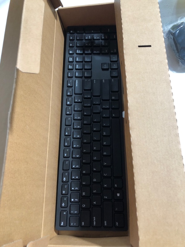 Photo 2 of Dell Pro KM5221W Keyboard & Mouse