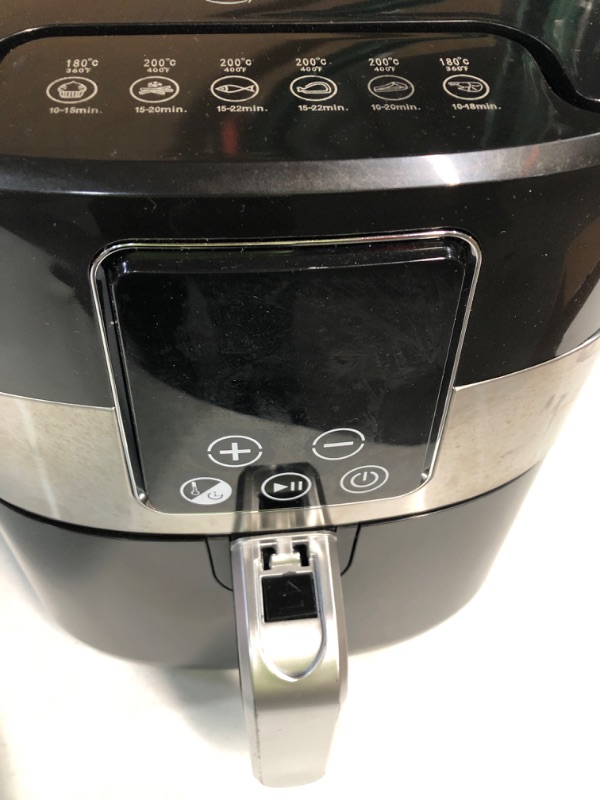 Photo 4 of Amazon Basics 3.2 Quart Compact Multi-Functional Digital Air Fryer Digital 