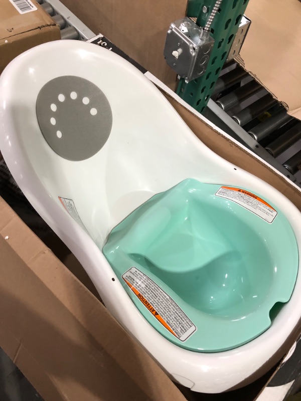 Photo 2 of Fisher-Price 4-in-1 Sling 'n Seat Bath Tub