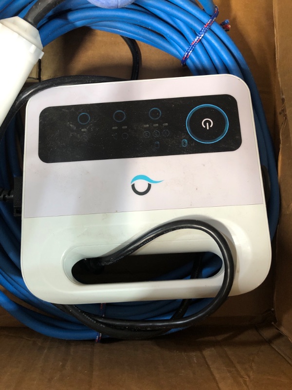 Photo 6 of *UNTESTED* Dolphin Quantum Automatic Robotic Pool Cleaner with Extra-Large Filter Basket and Intense Waterline Scrubbing Power