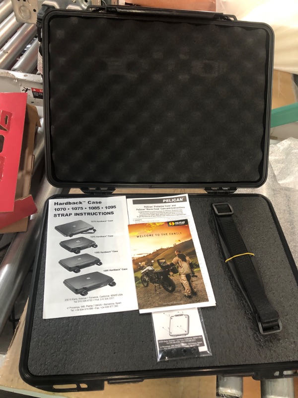 Photo 2 of Learning Resources 1090-020-110 Pelican 1095 Laptop Case With Foam Pick N Pluck Foam